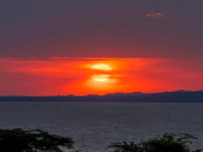 Parkview Safari Hotel And Apartments Kisumu Buitenkant foto