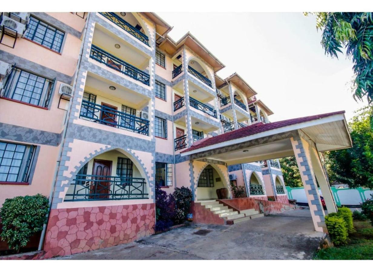 Parkview Safari Hotel And Apartments Kisumu Buitenkant foto